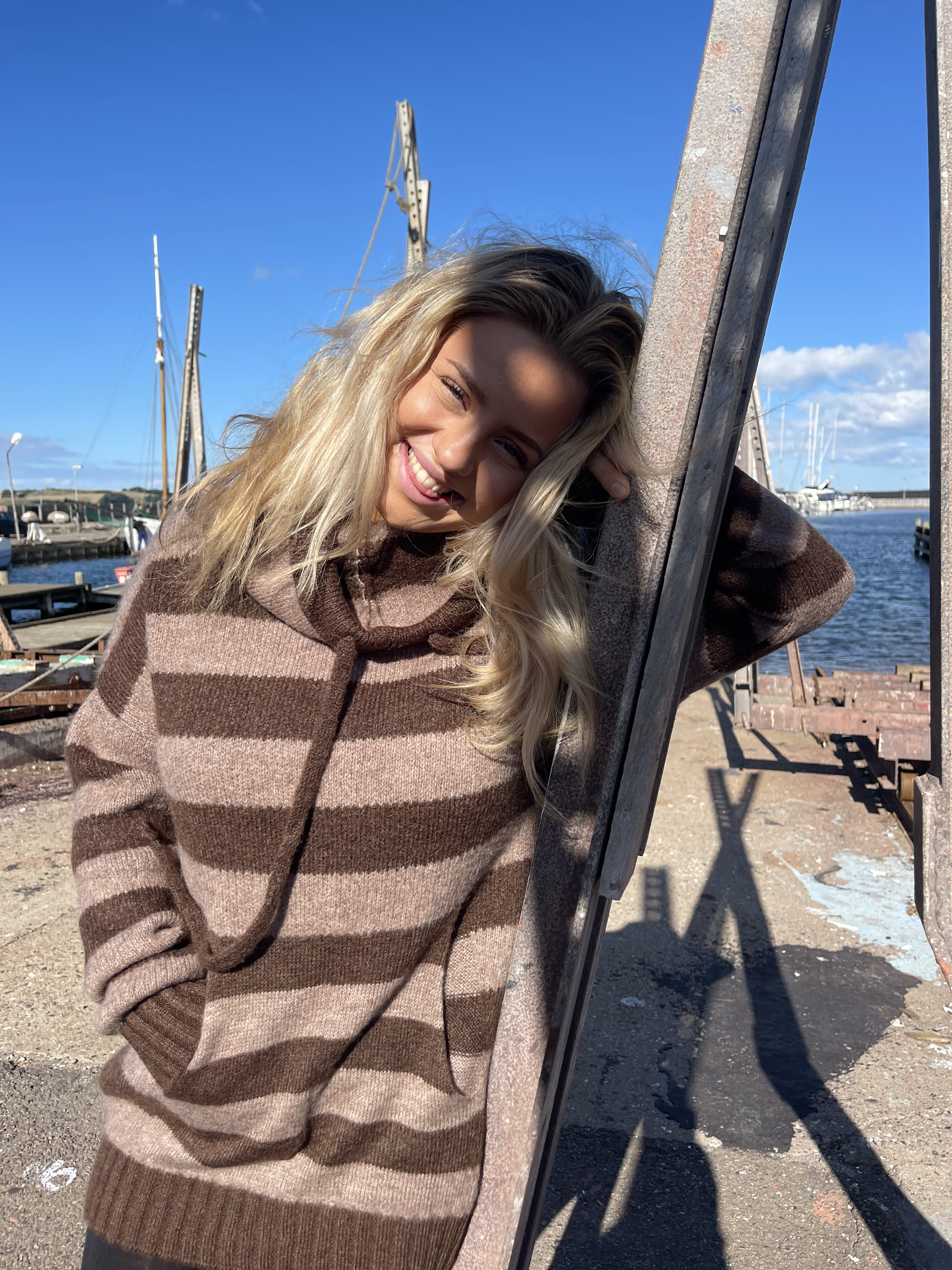 Easy Peasy - Coffee/light brown