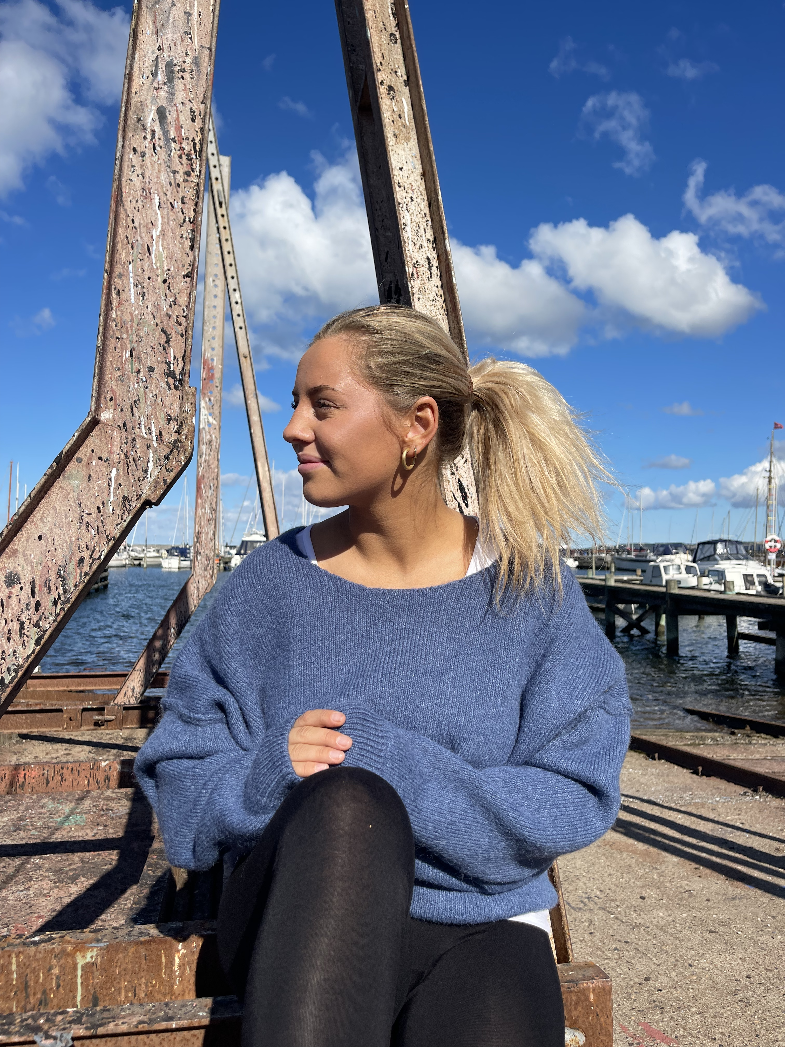 Hold me - Denim Blue