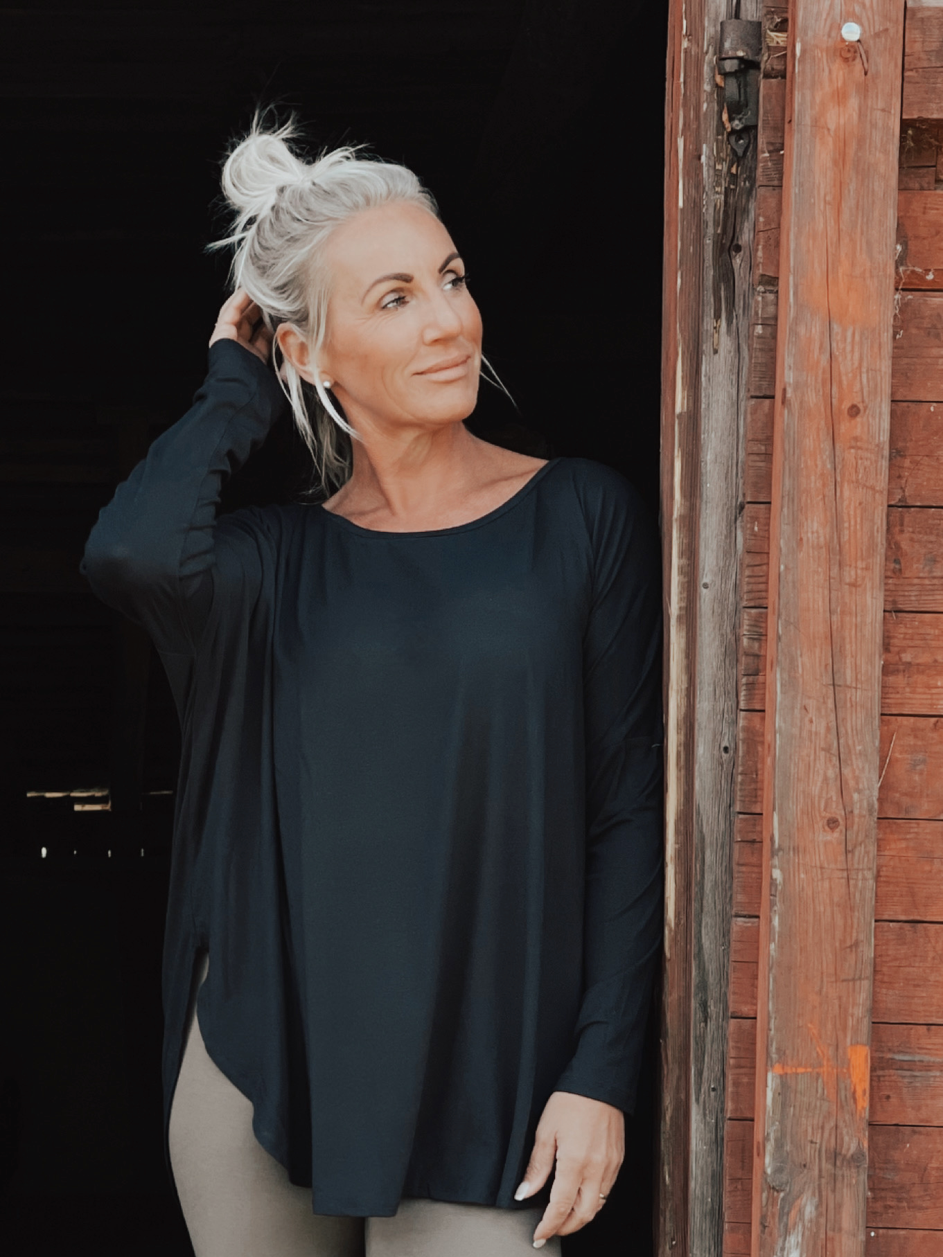 Everything Glowes Long Sleeve - Black