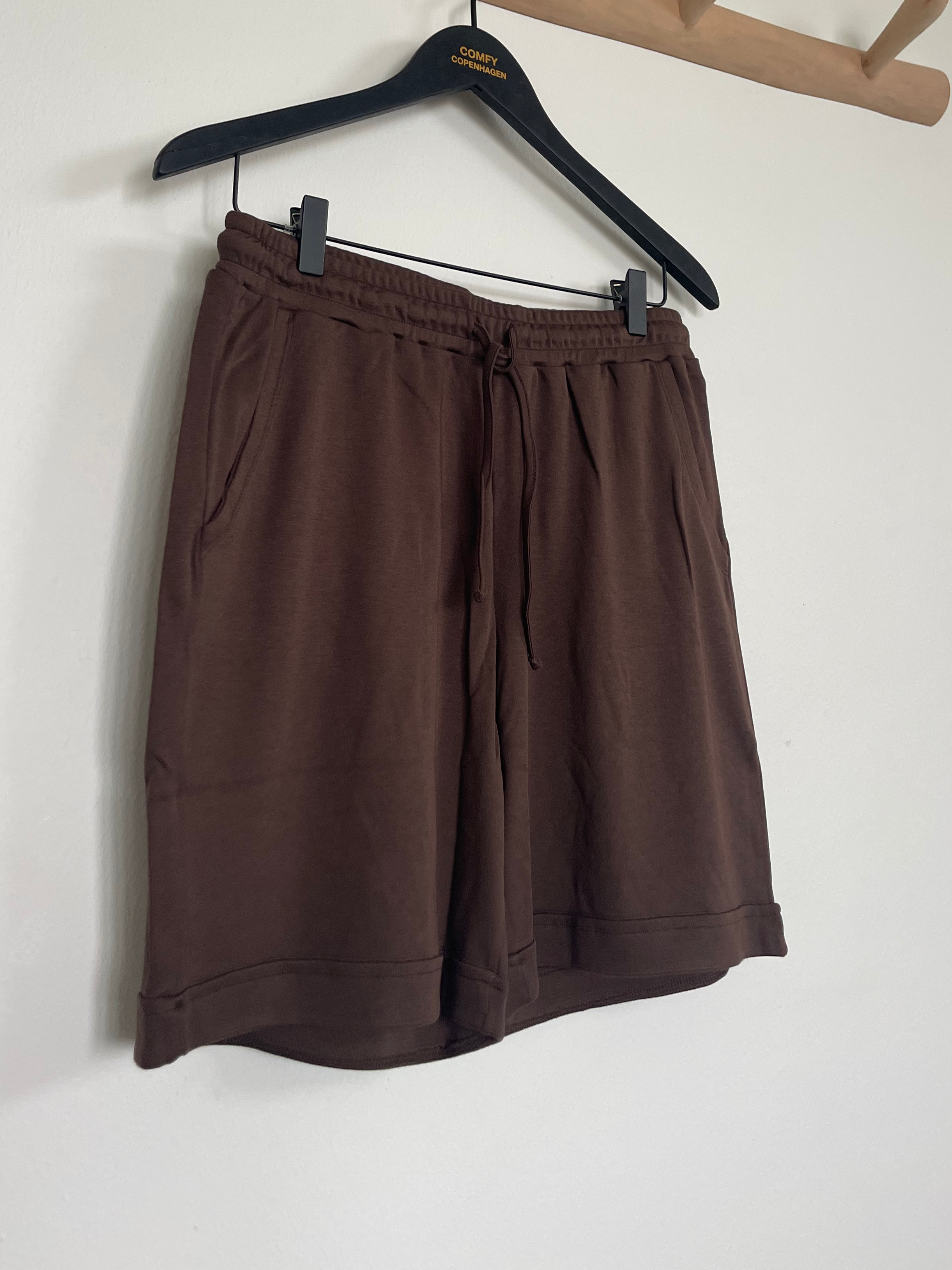 Slow Feeling Shorts - Coffee