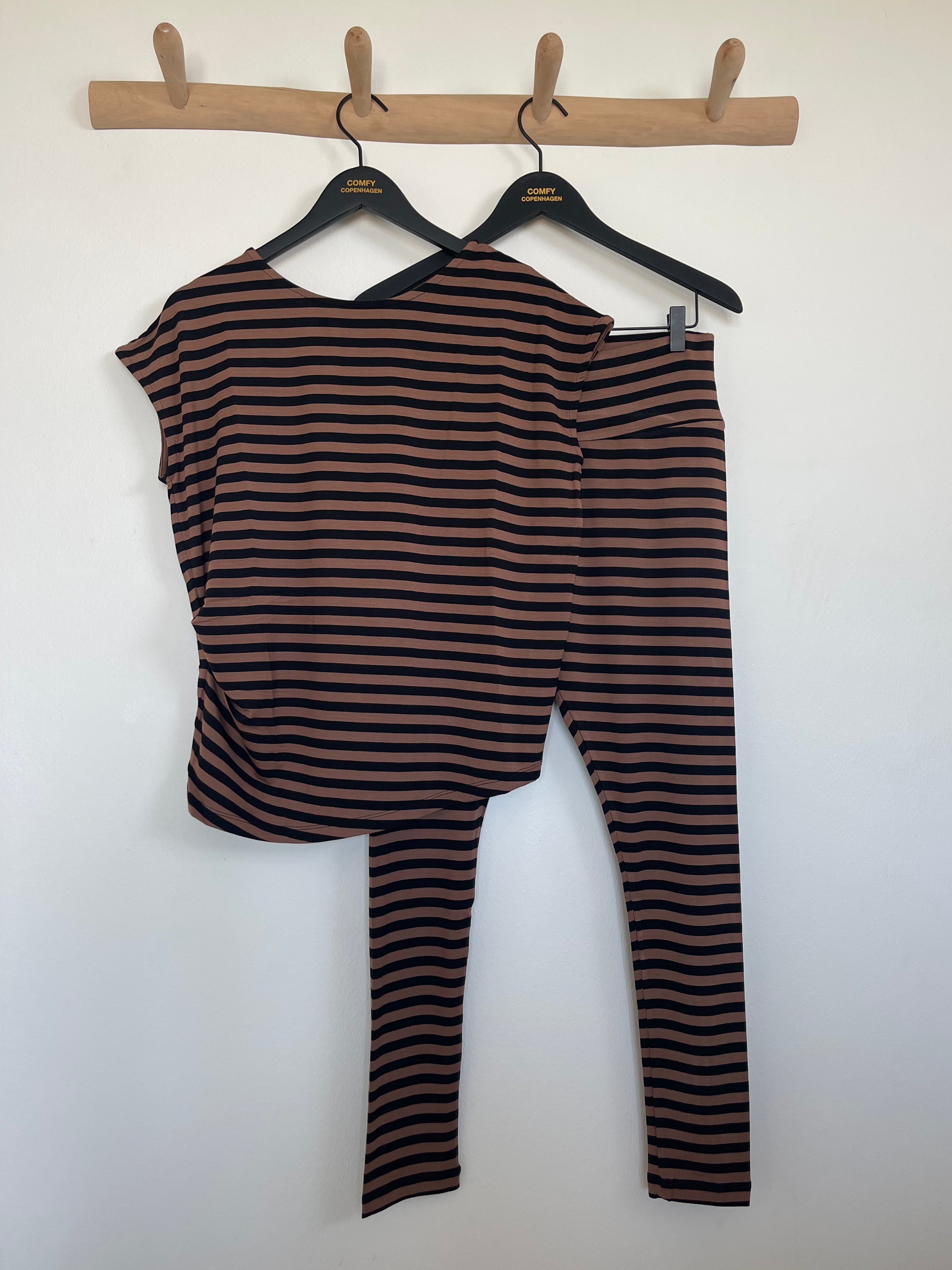 Pleasing Viscose - Black / Light Brown
