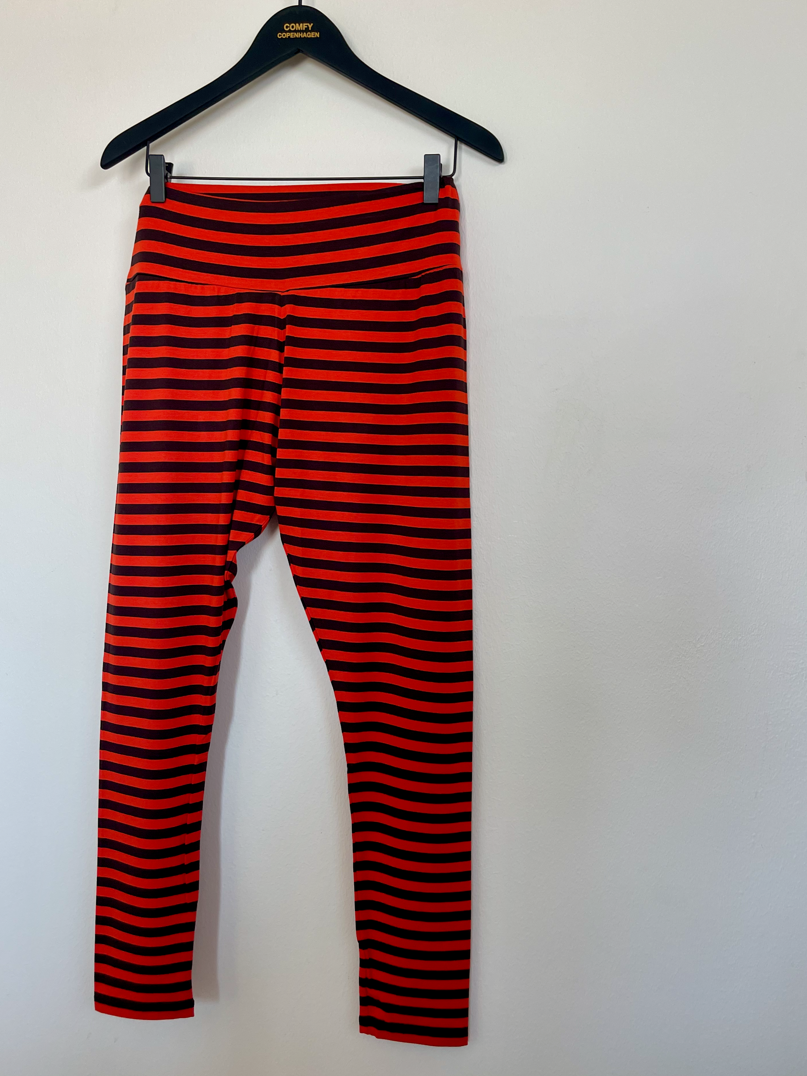 Pleasing Viscose - Coffee / Tomato