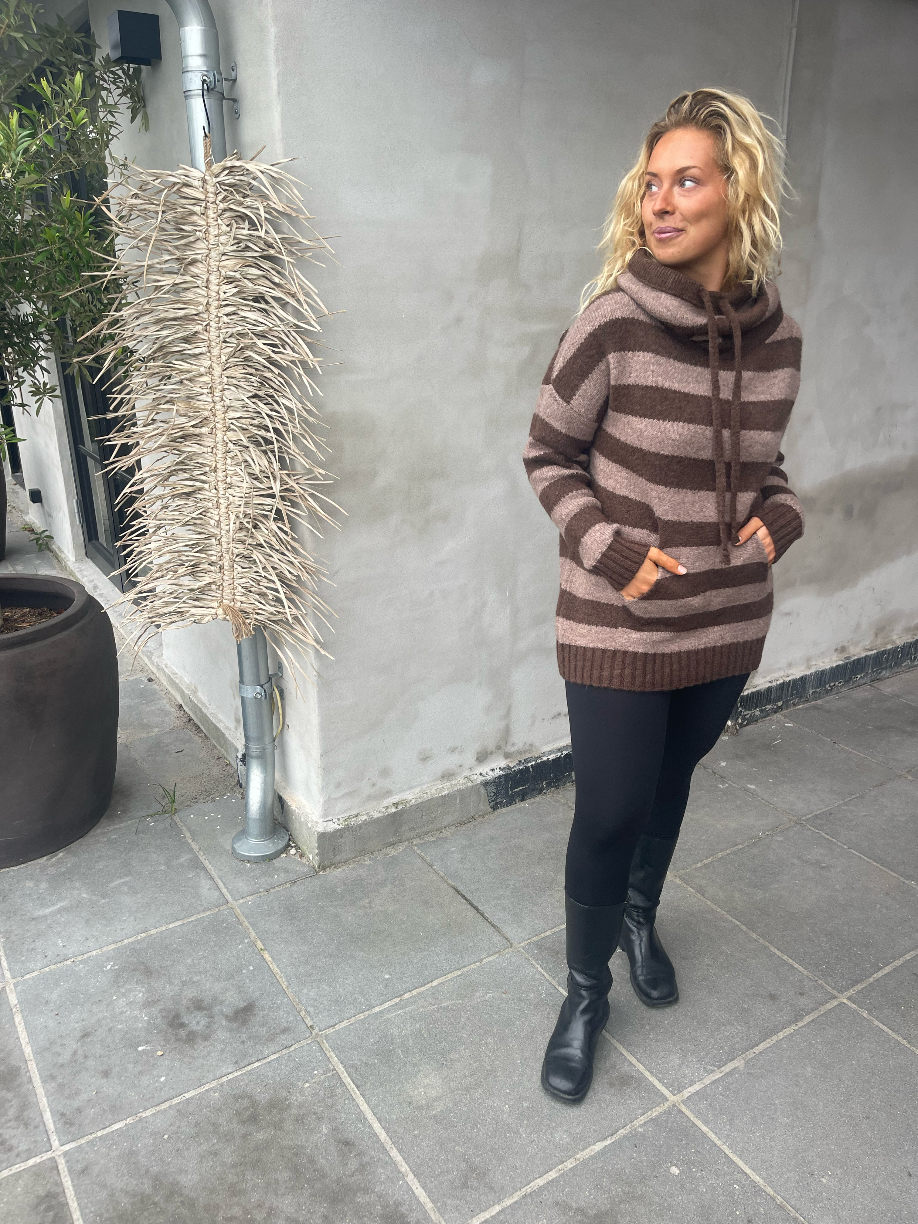 Easy Peasy - Coffee/light brown