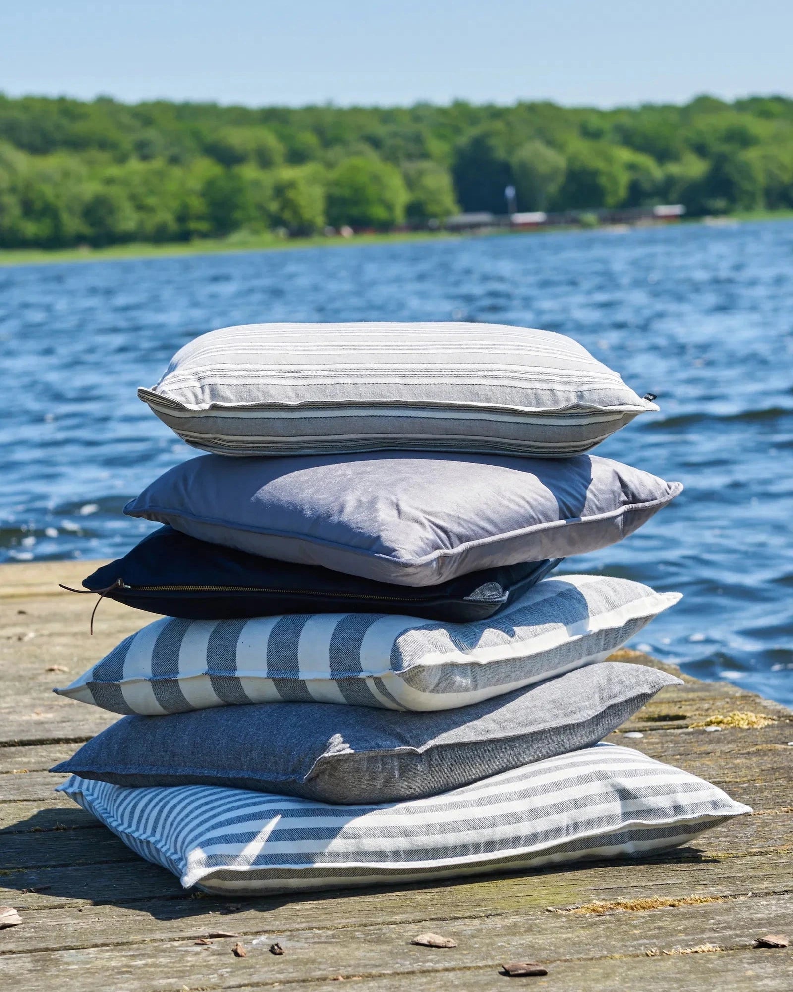 Rørvig stribet - Pudebetræk 50 x 50