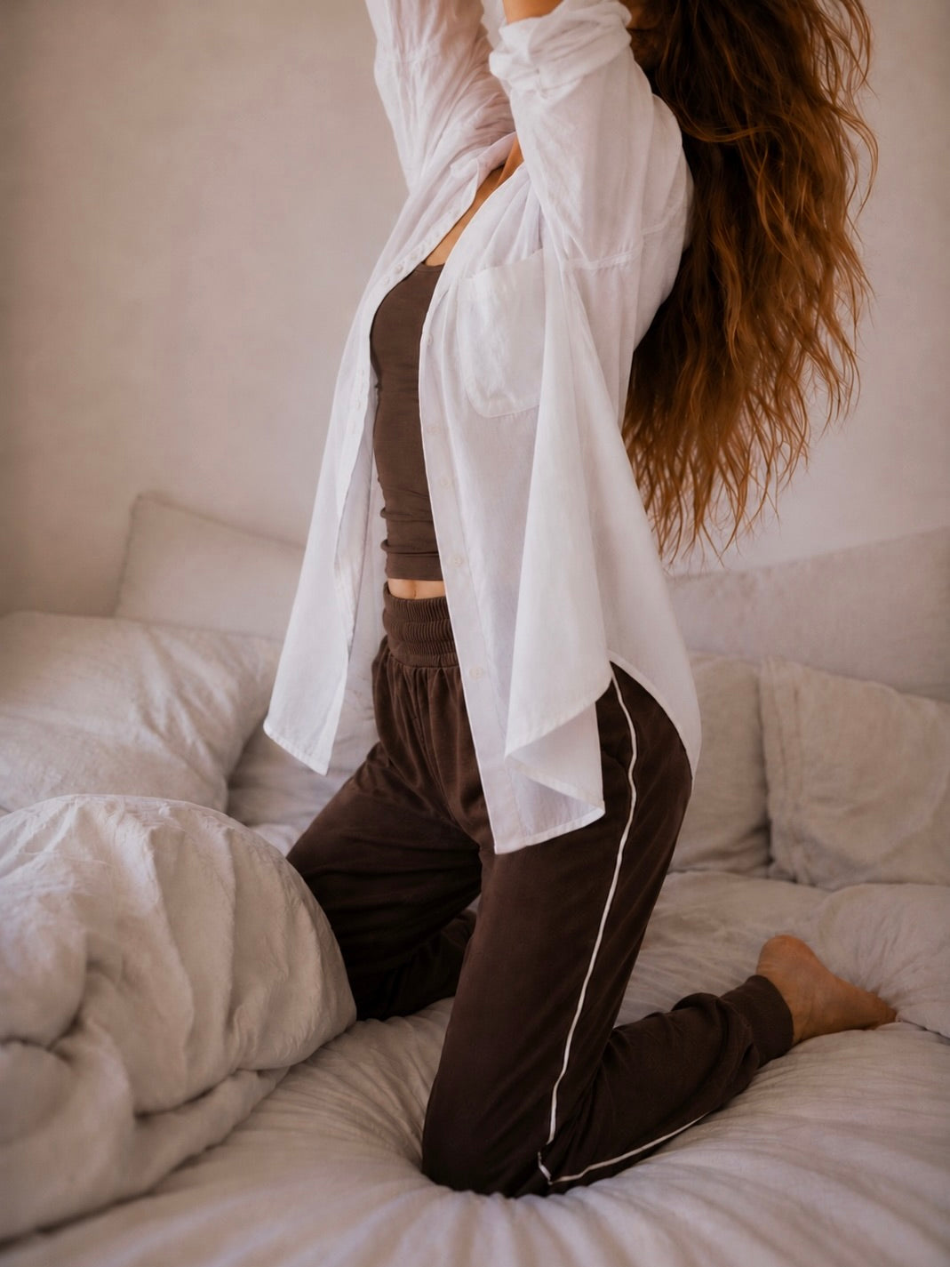 Yoga Mood - Coffee / White Piping