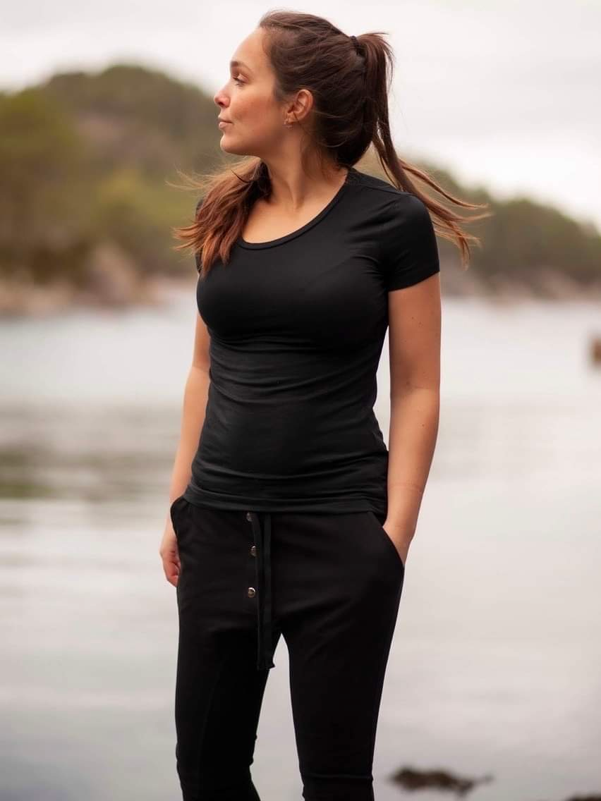 Beds Are Burning Cotton - Black Buttons