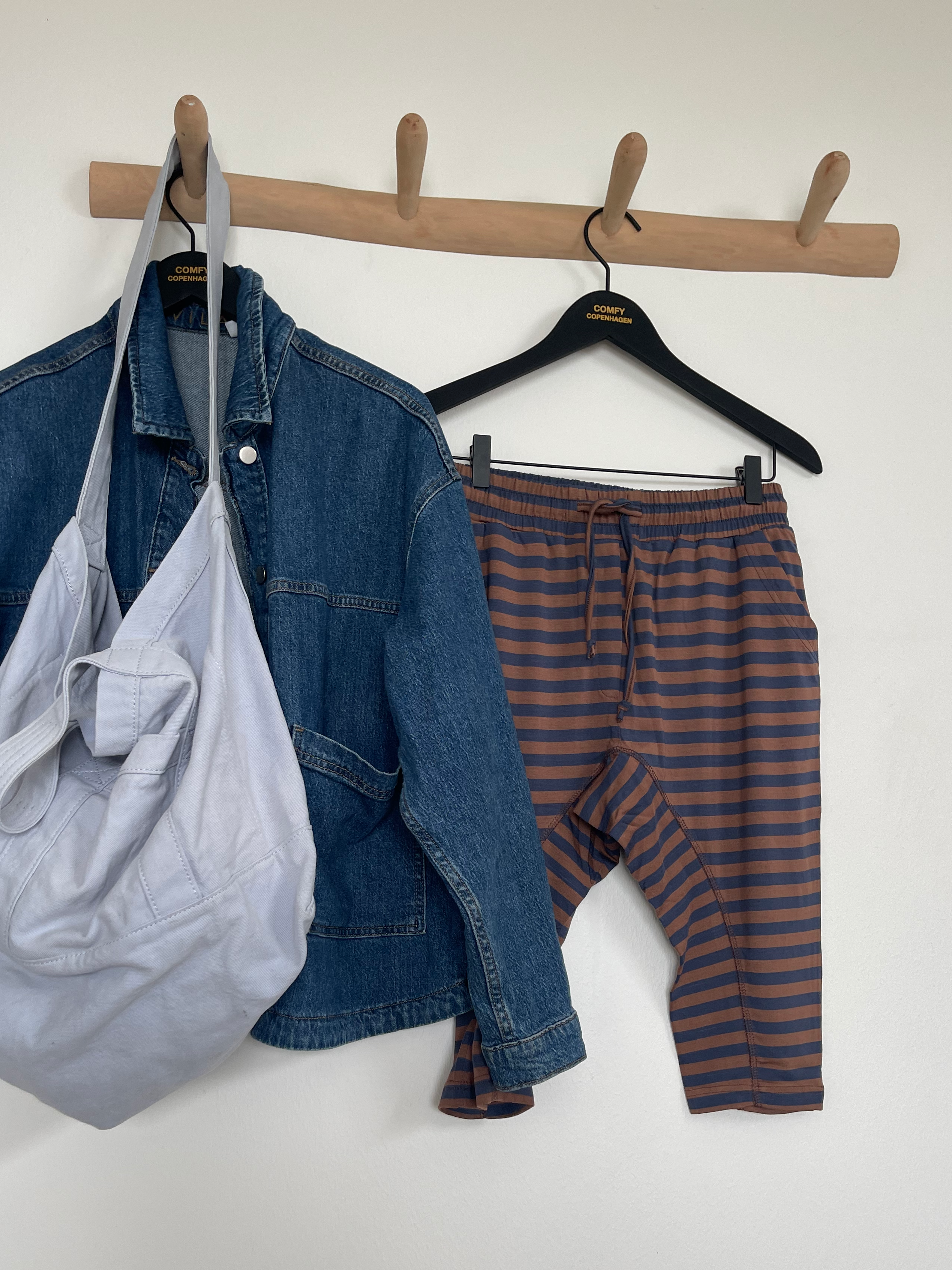 Beds Are Burning Shorts - Light Brown / Denim Blue