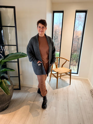 Mellow Days - Dark Grey