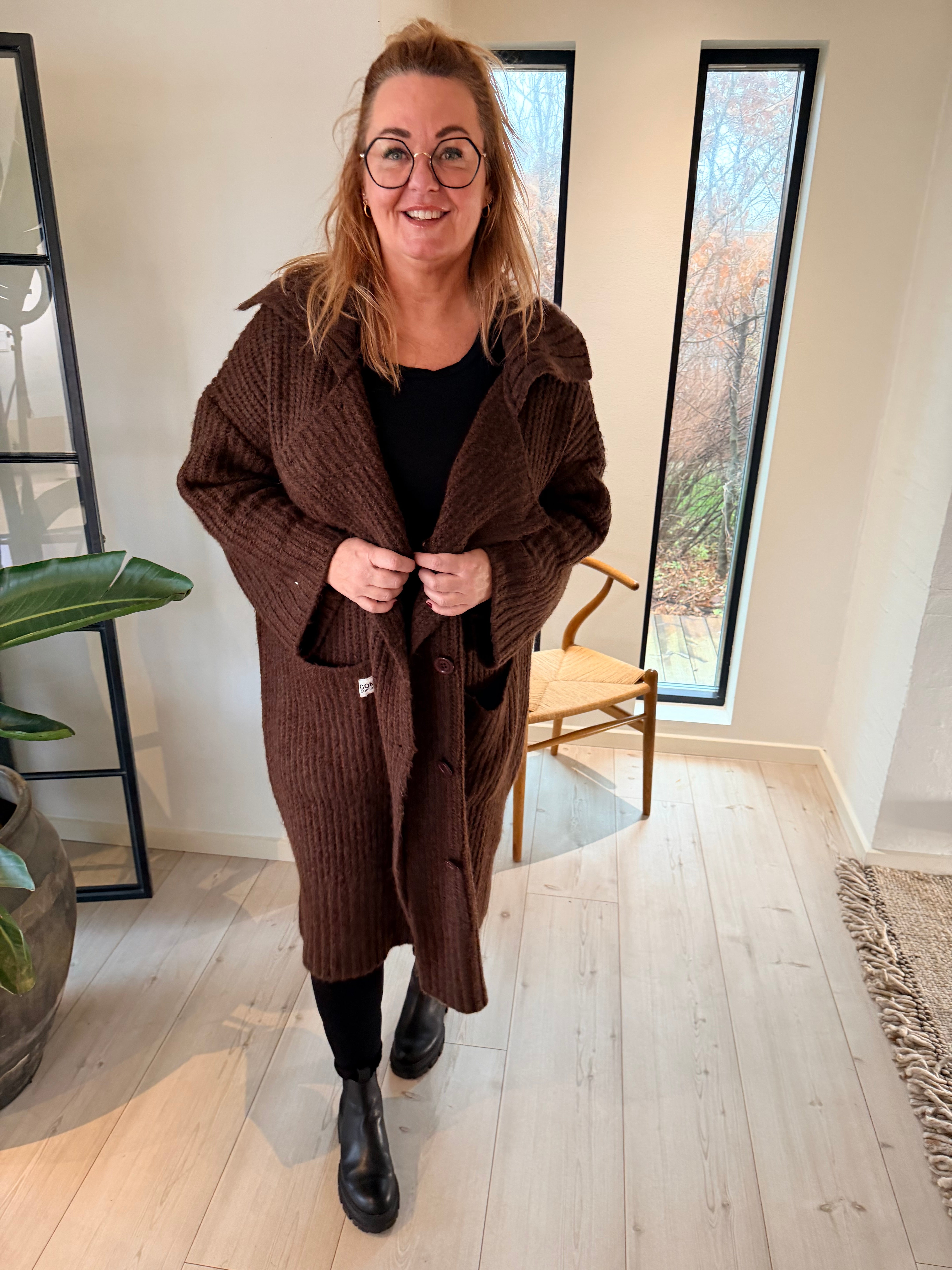 Chunky Hug regular længde - Coffee