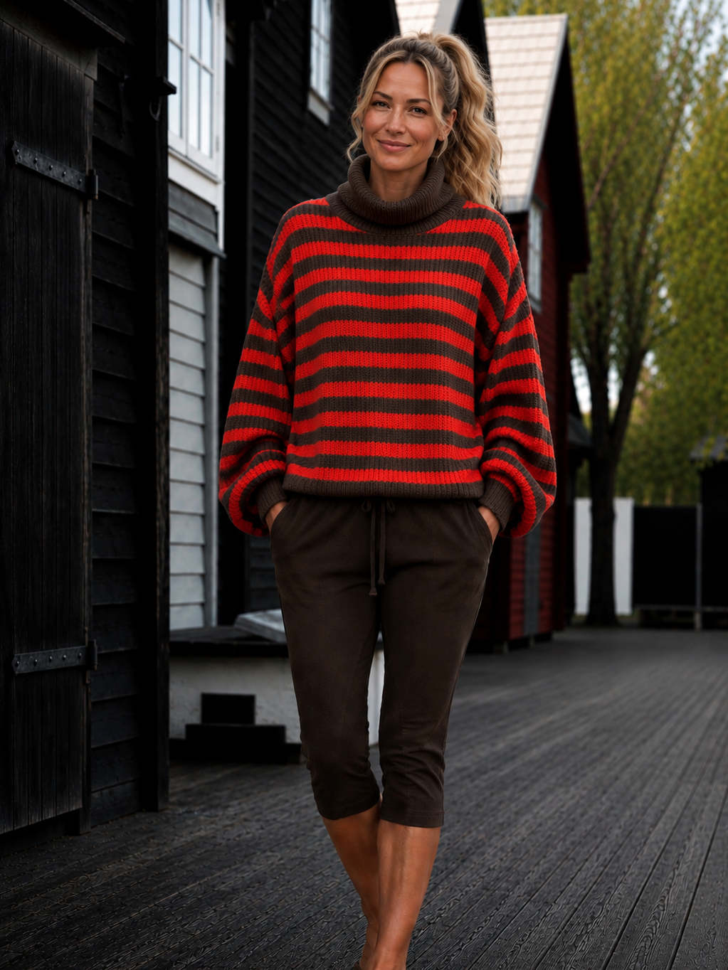 Havnsø Harbour - Light Brown / Tomato